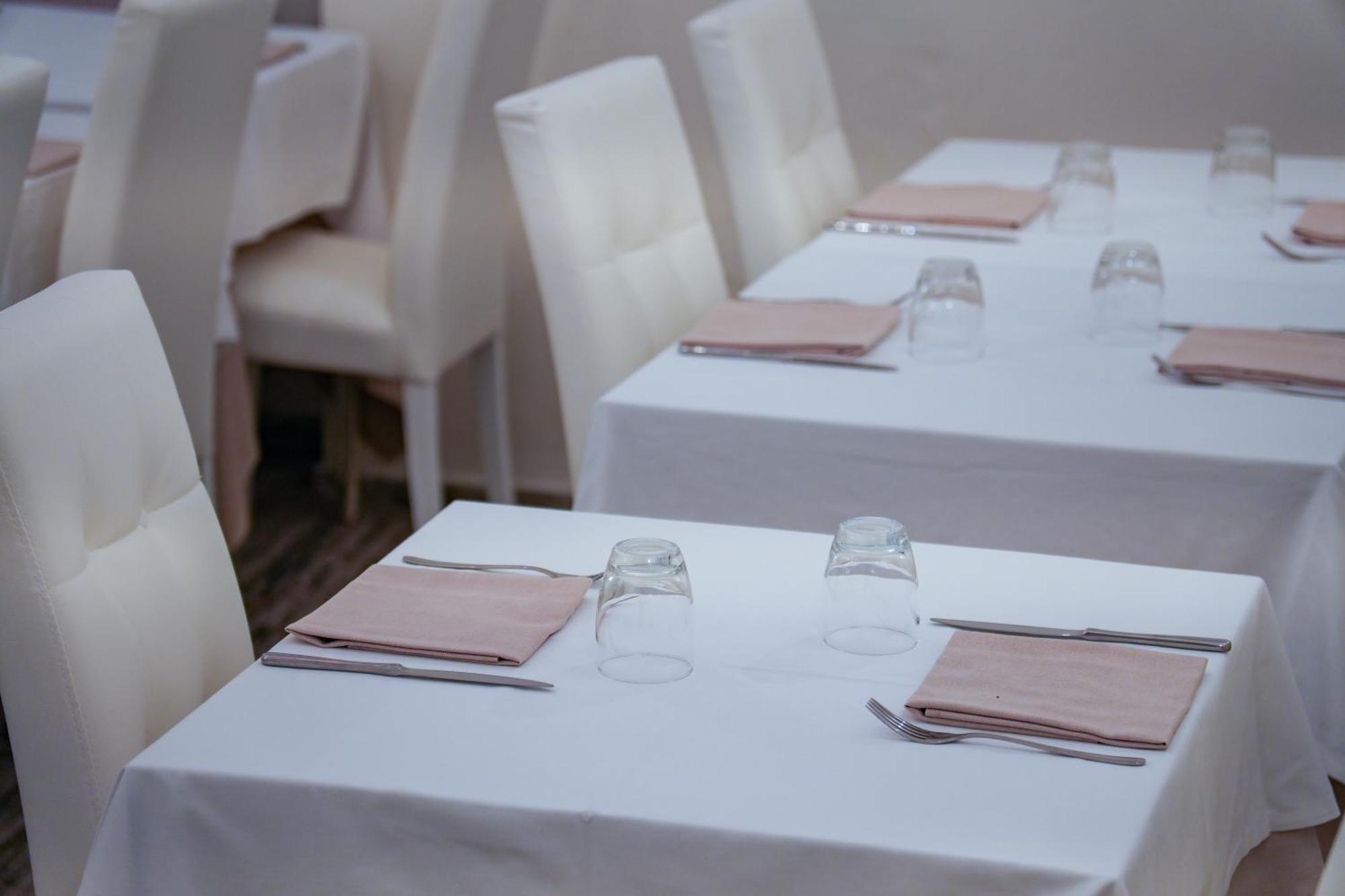 White Lerici Hotel Екстериор снимка