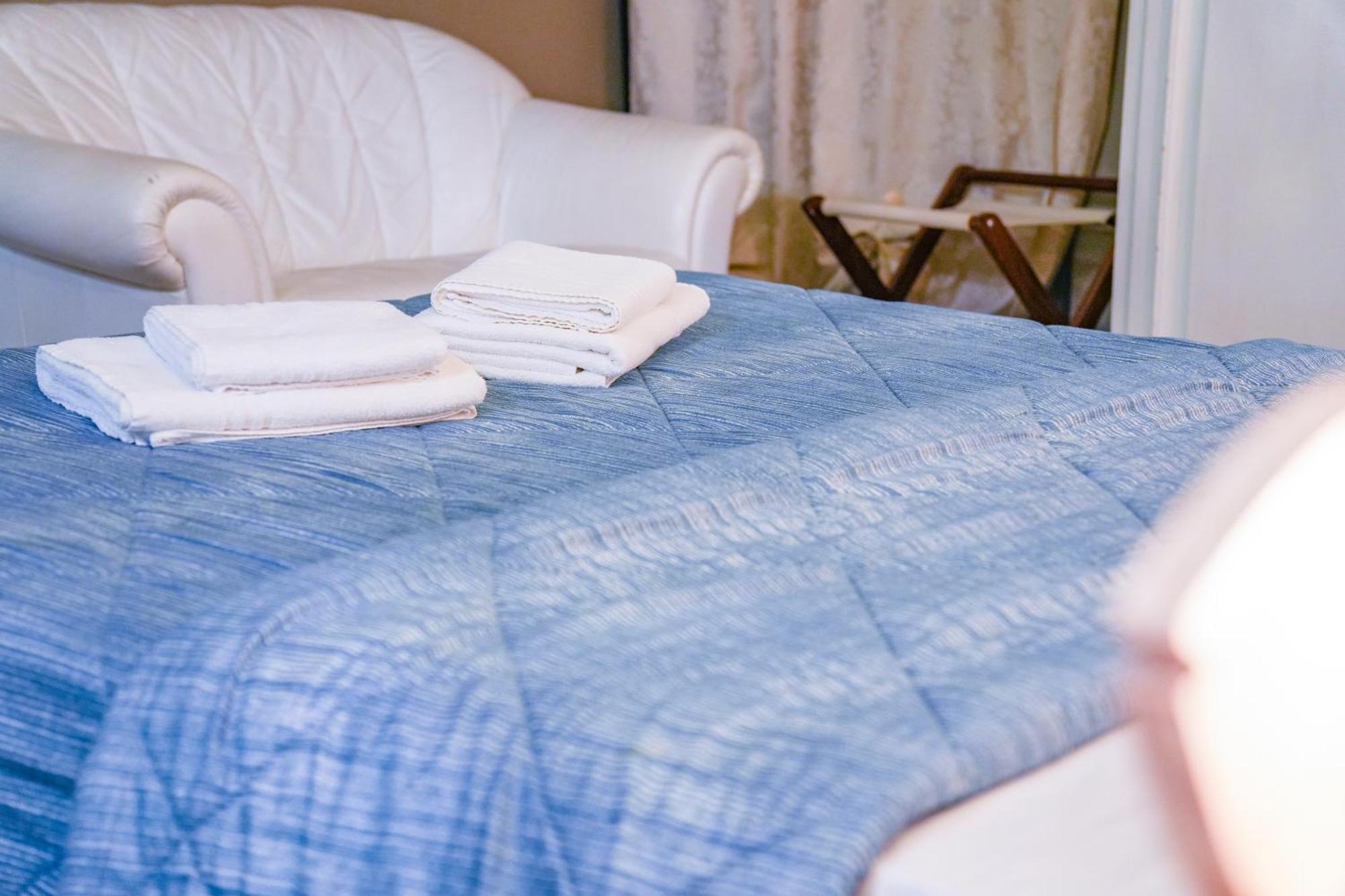 White Lerici Hotel Екстериор снимка