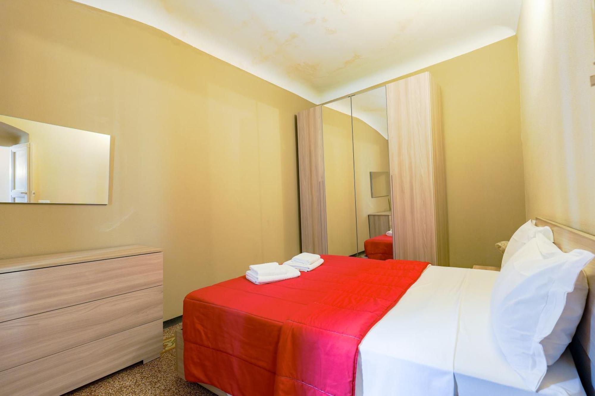 White Lerici Hotel Екстериор снимка