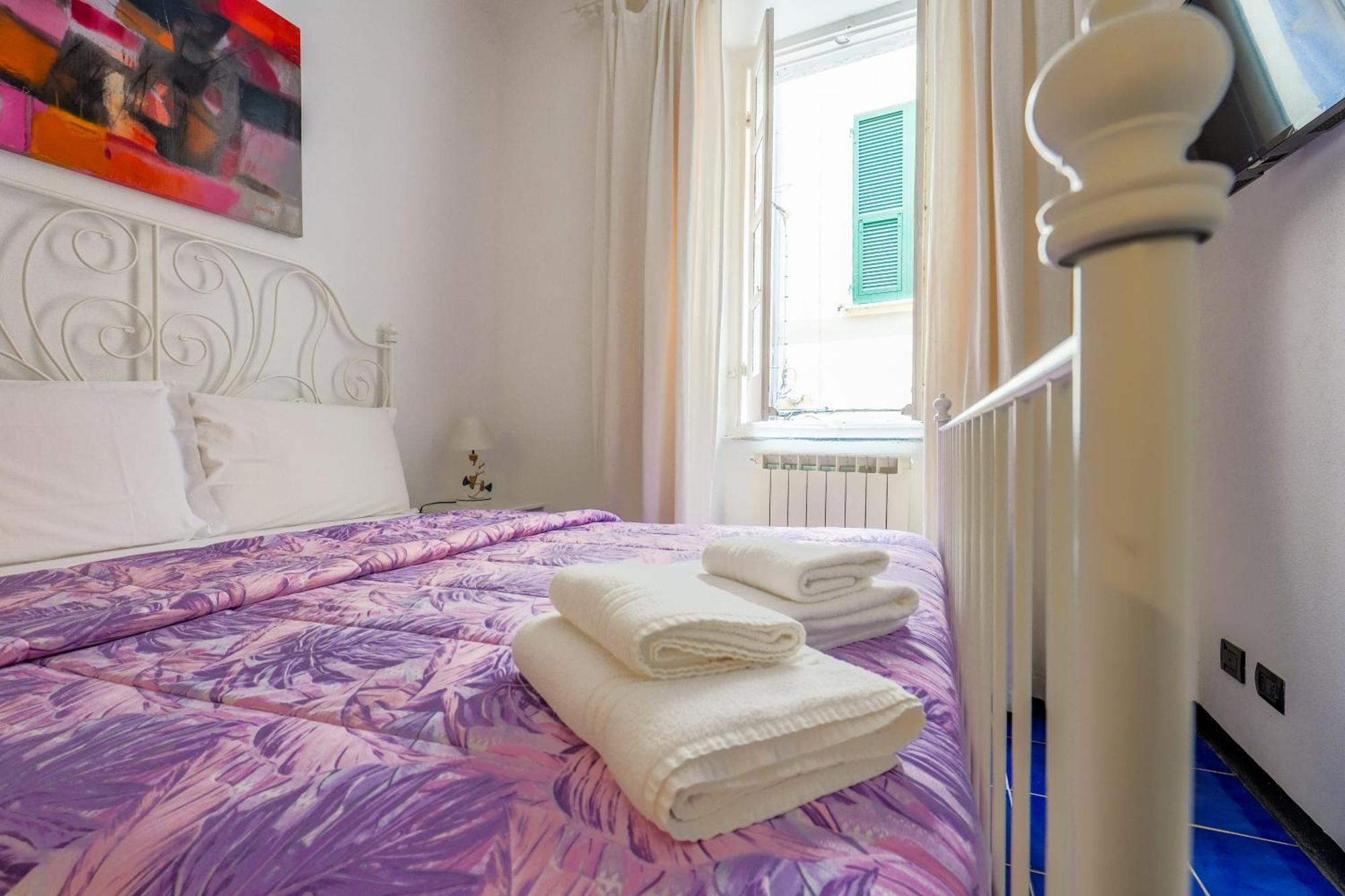 White Lerici Hotel Екстериор снимка