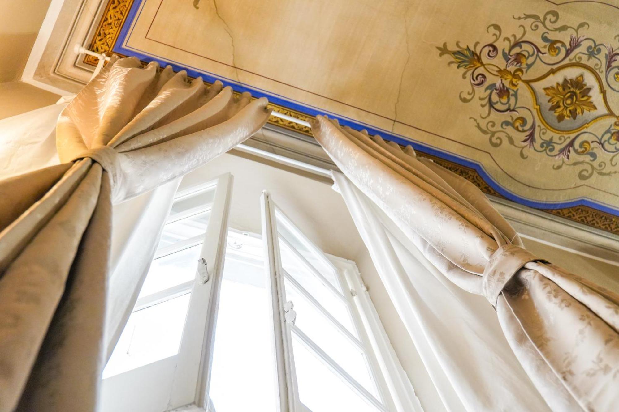 White Lerici Hotel Екстериор снимка